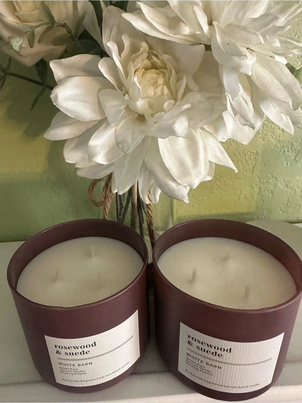 White Barn Rosewood & Suede Candle - Plum with Silver Accent